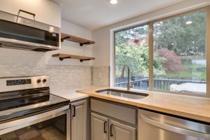 13248 160th Pl SE, Renton, WA 98058, USA Photo 11