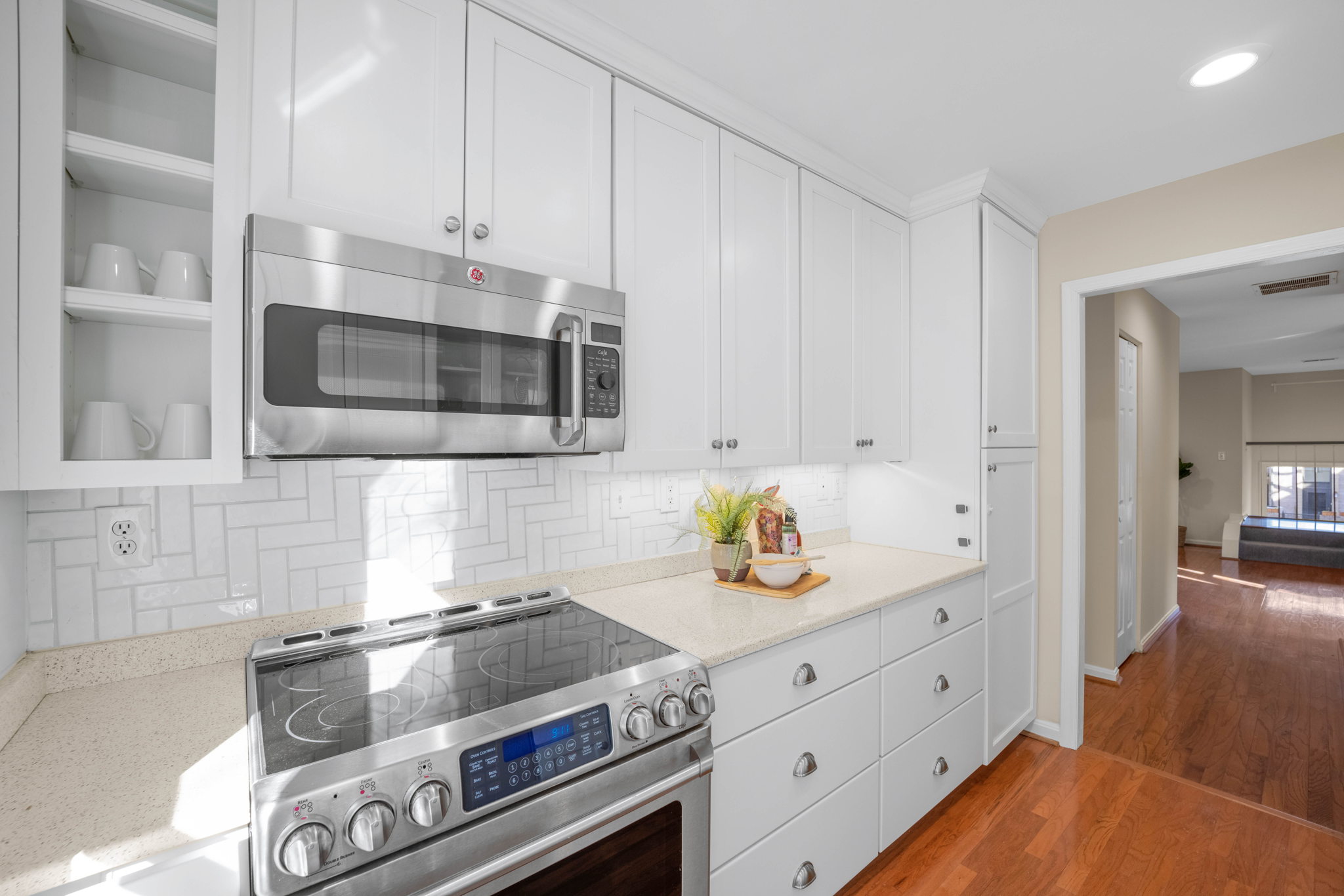 1325 13th St NW, Washington, DC 20005, USA Photo 10