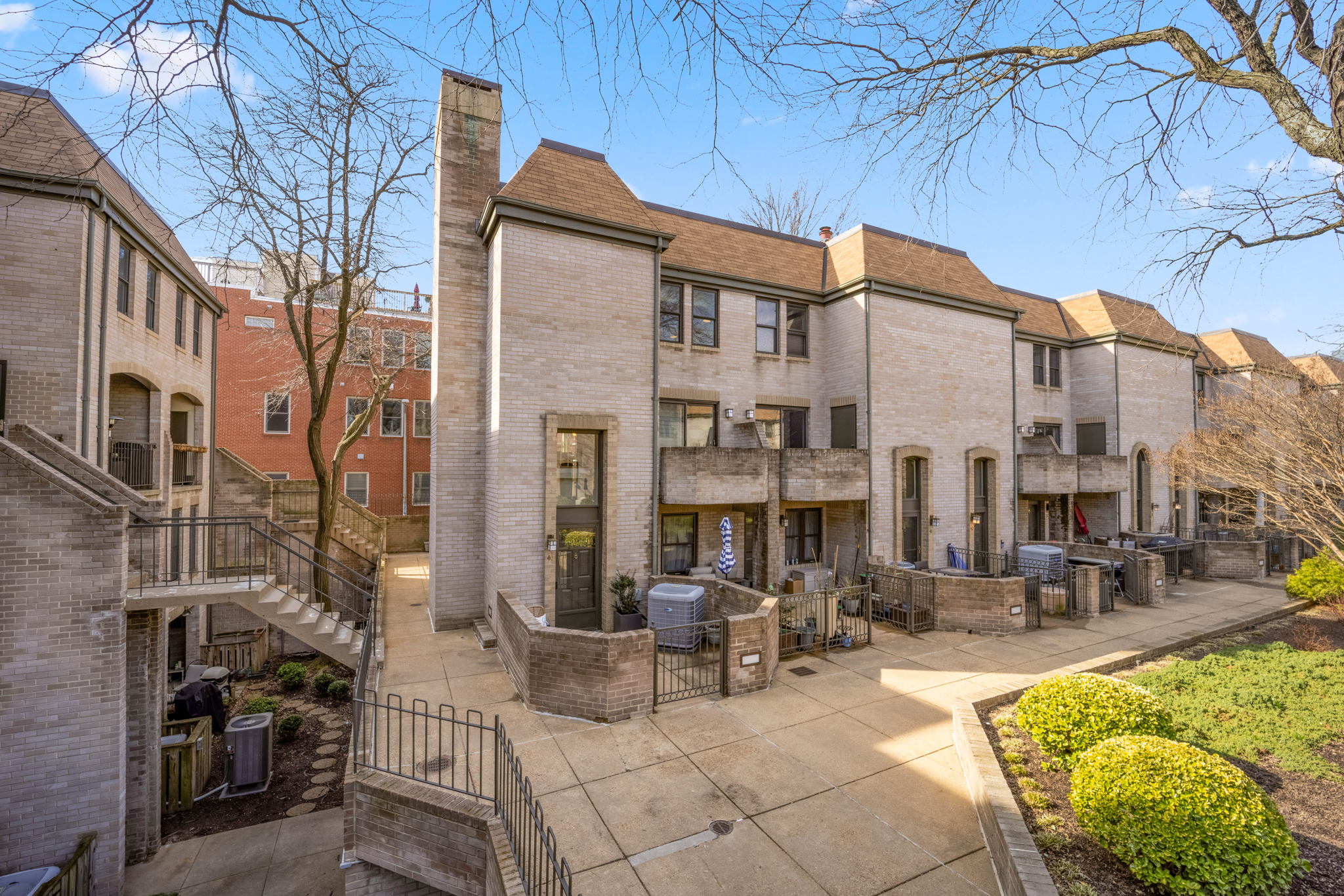 1325 13th St NW, Washington, DC 20005, USA Photo 2