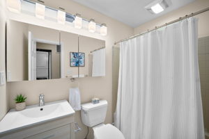 1325 13th St NW, Washington, DC 20005, USA Photo 20