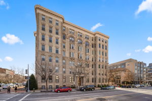 1325 13th St NW, Washington, DC 20005, USA Photo 29