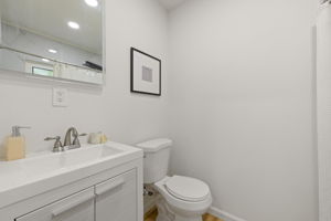  Photo 35