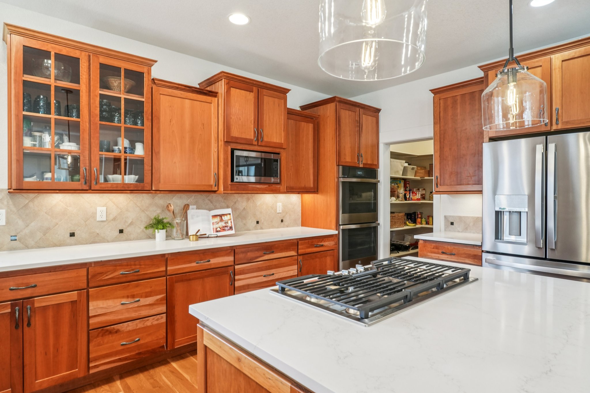 Jade Ln-S1301-027.jpg