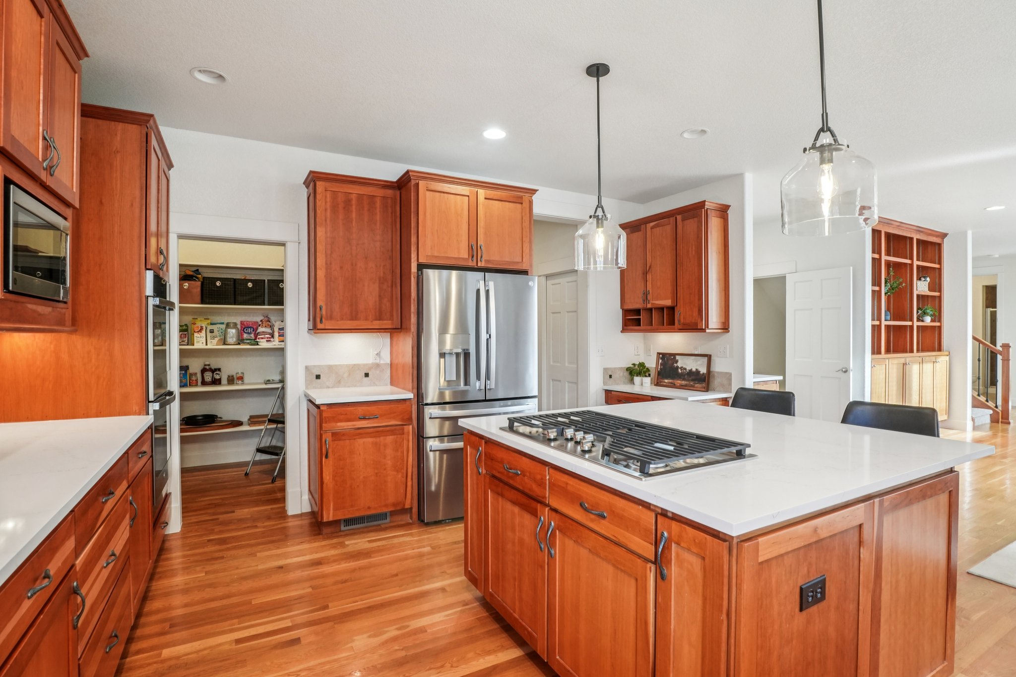 Jade Ln-S1301-030.jpg