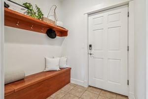 Jade Ln-S1301-033.jpg