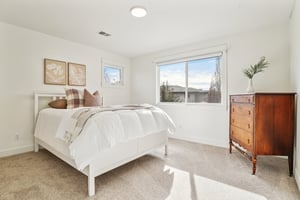 Jade Ln-S1301-055.jpg