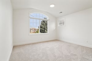Jade Ln-S1301-058.jpg