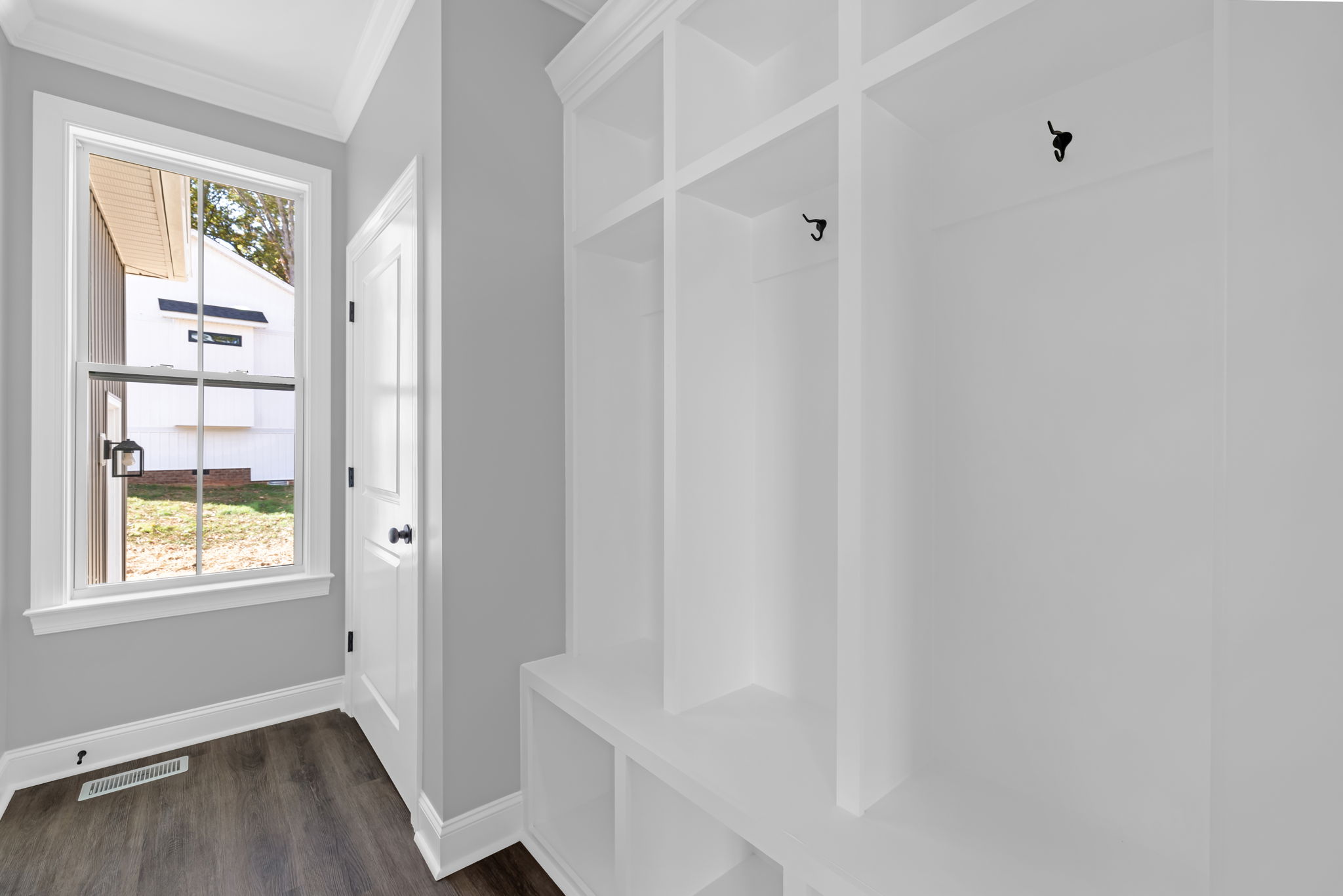 1325 Simpson Rd-29