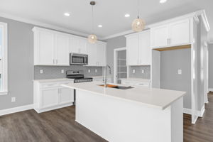 1325 Simpson Rd-12
