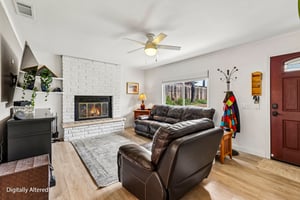 WA-Evanston Dr-S2605-005.jpg