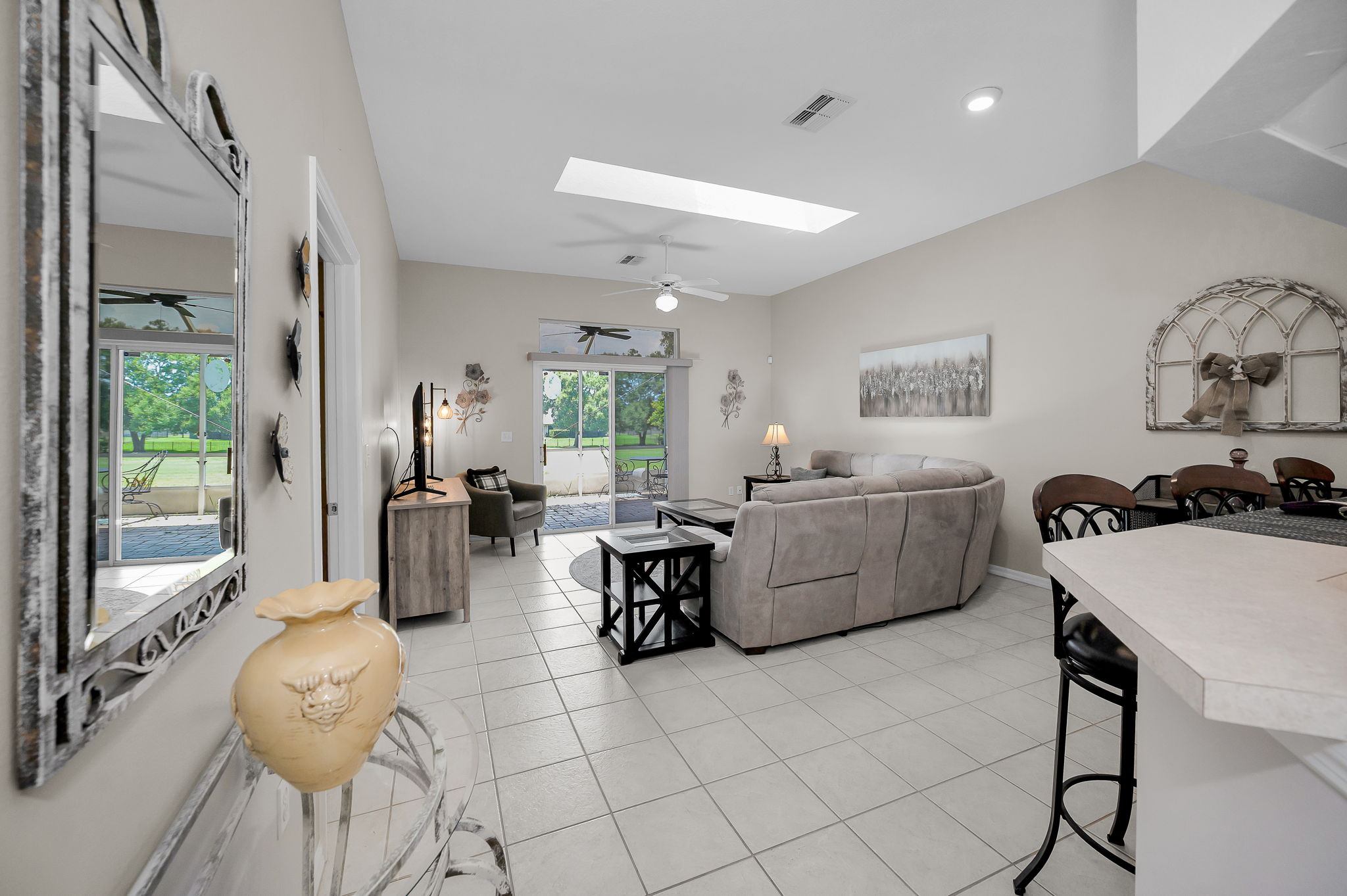 Dining Room2