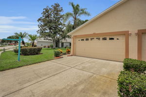 Front Exterior5