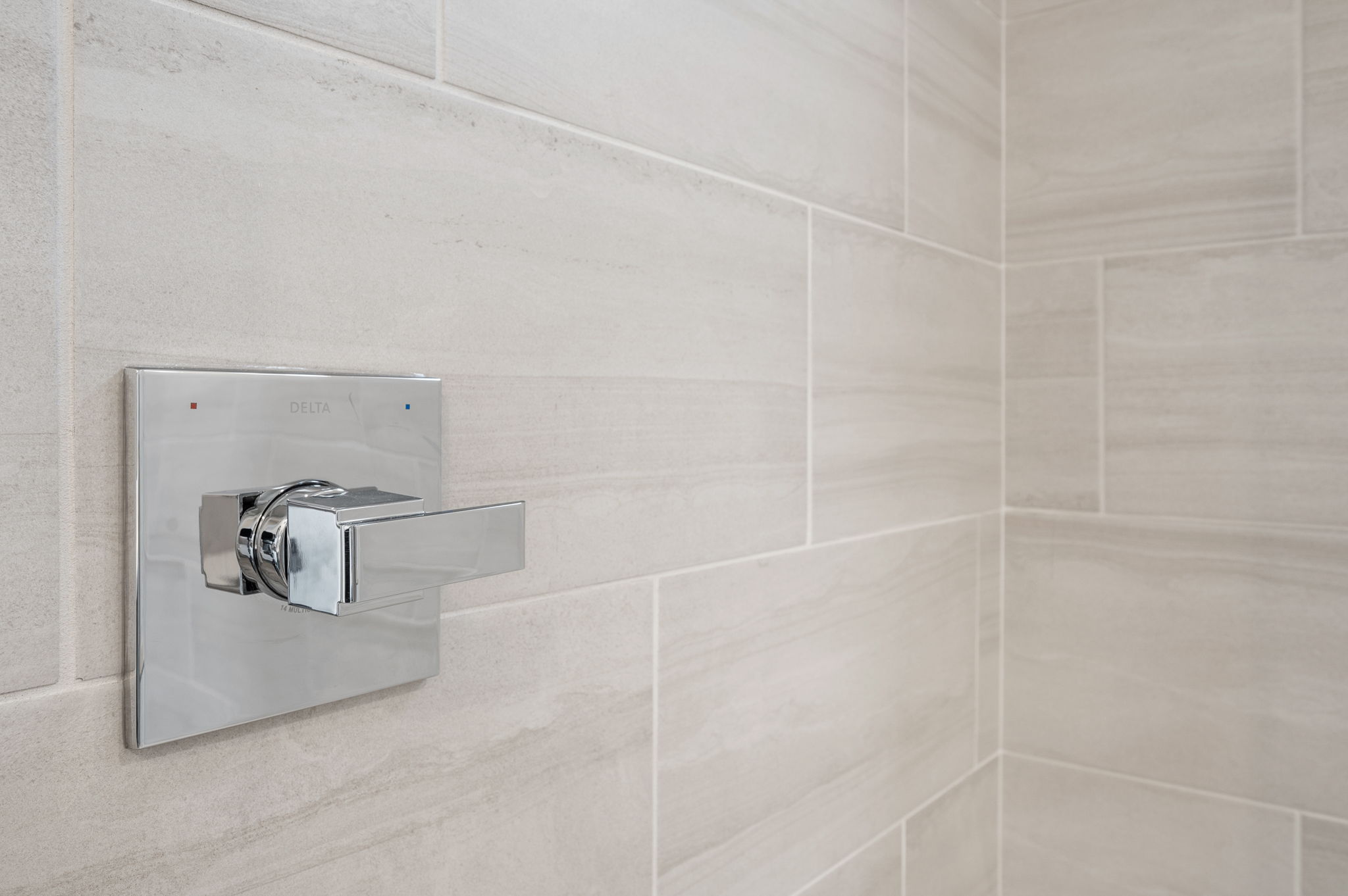 Primary Bathroom Shower Tile Detail