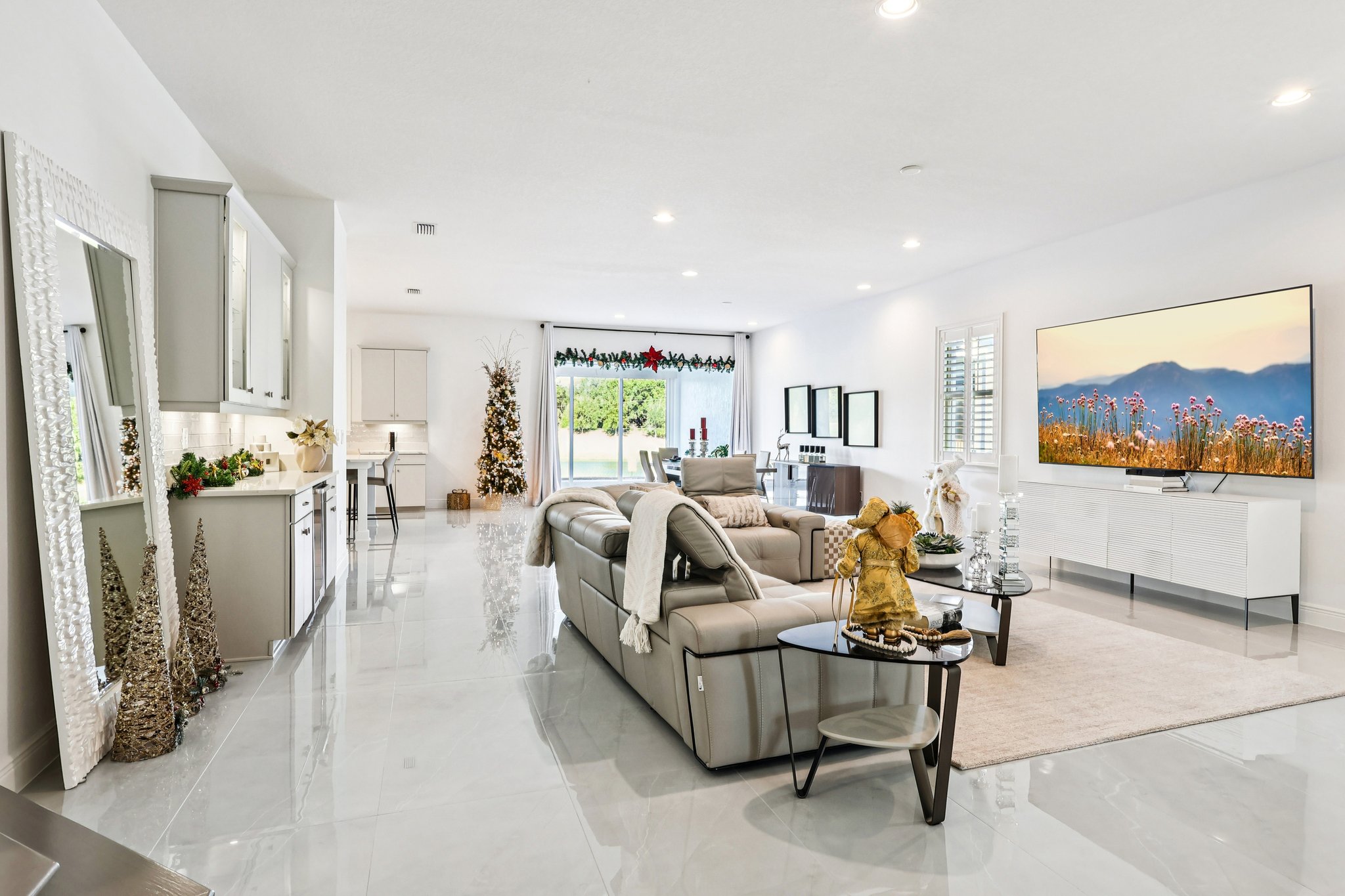 Bromborough Dr-S0612-008.jpg