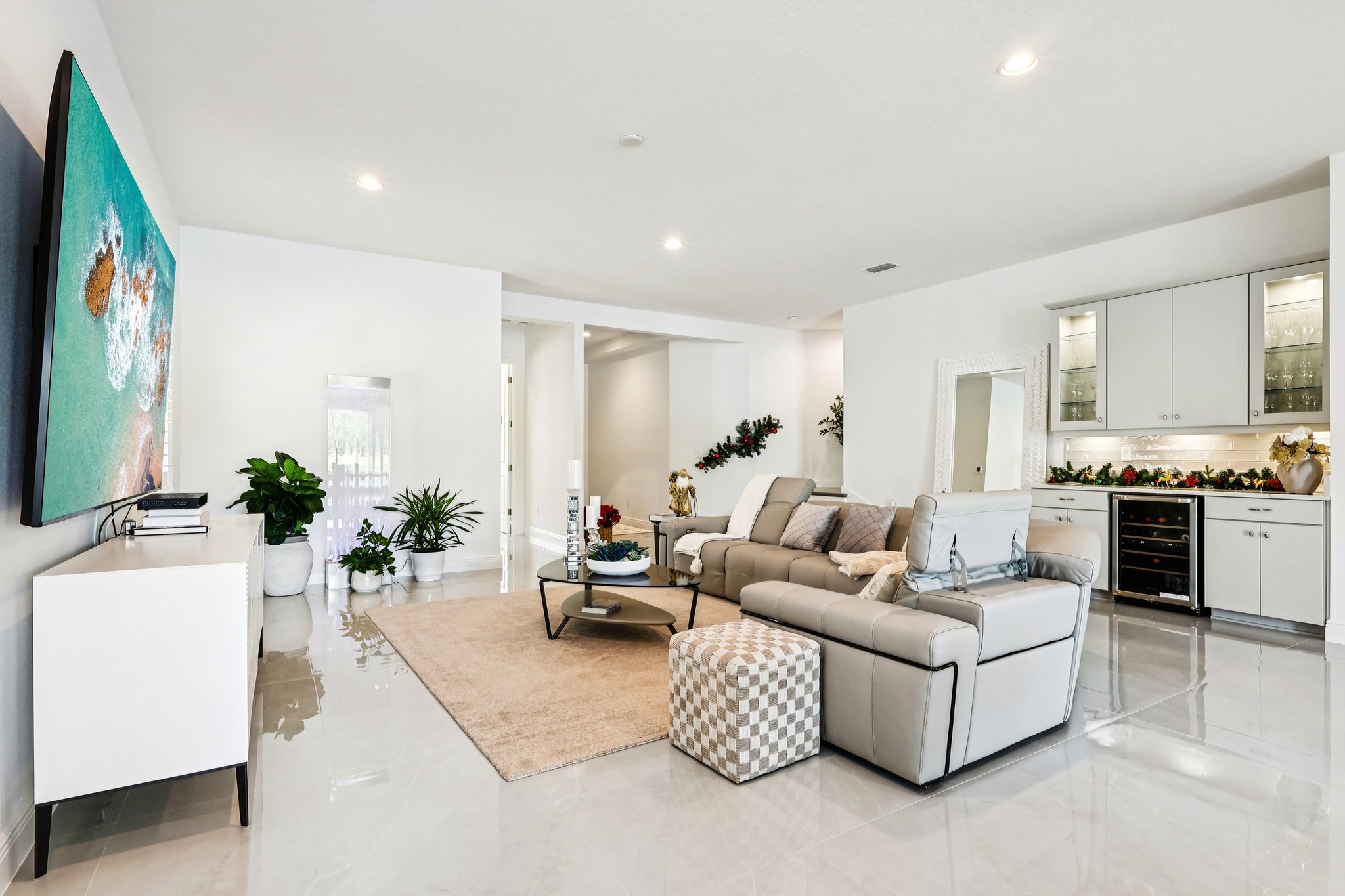 Bromborough Dr-S0612-010.jpg