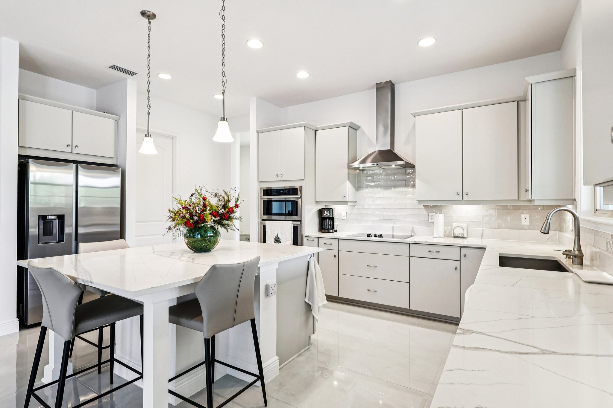 Bromborough Dr-S0612-019.jpg