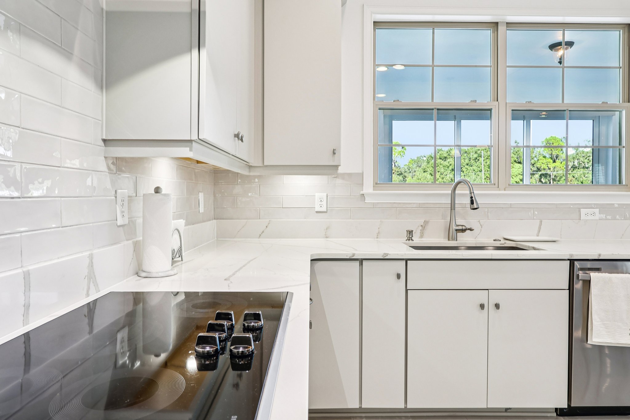 Bromborough Dr-S0612-022.jpg