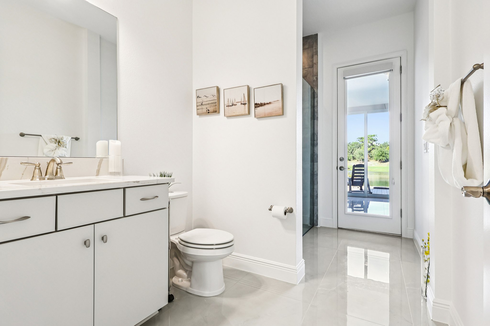 Bromborough Dr-S0612-031.jpg