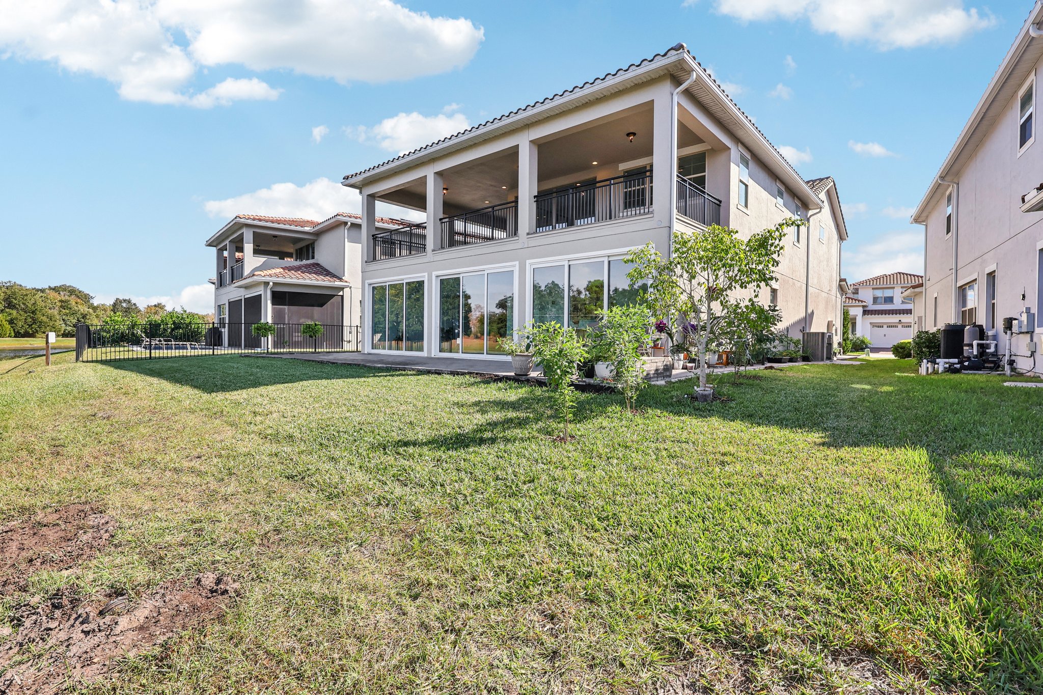 Bromborough Dr-S0612-057.jpg