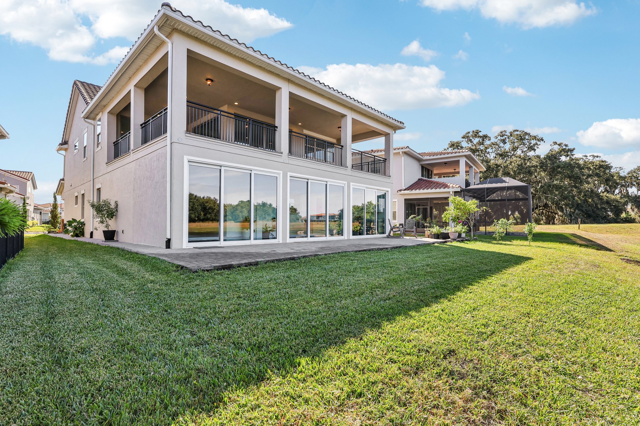 Bromborough Dr-S0612-058.jpg