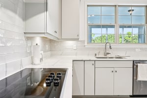 Bromborough Dr-S0612-022.jpg