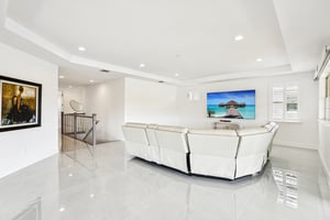 Bromborough Dr-S0612-037.jpg