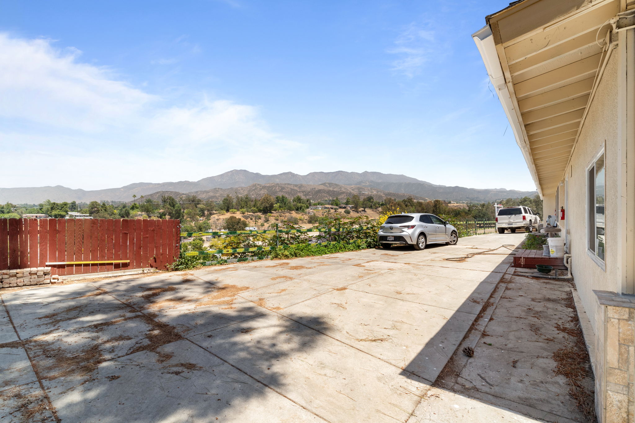 13271 Bryant St, Yucaipa, CA 92399 SoCal Virtual Tours