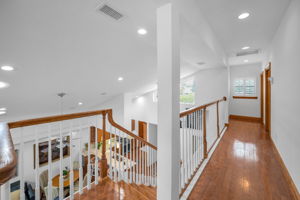 Upper Landing1