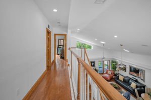 Upper Landing2