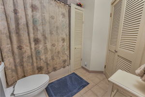  Photo 37