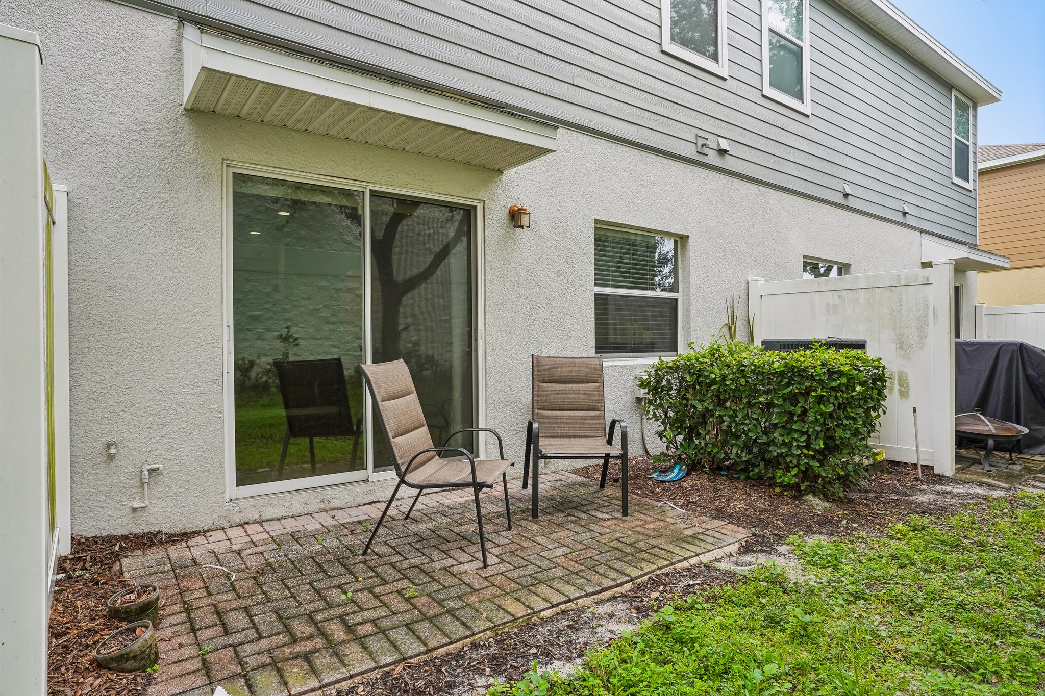 Heritage Commons Dr-S0608-032.jpg