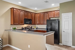 Heritage Commons Dr-S0608-014.jpg