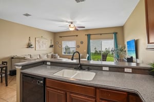 Heritage Commons Dr-S0608-016.jpg