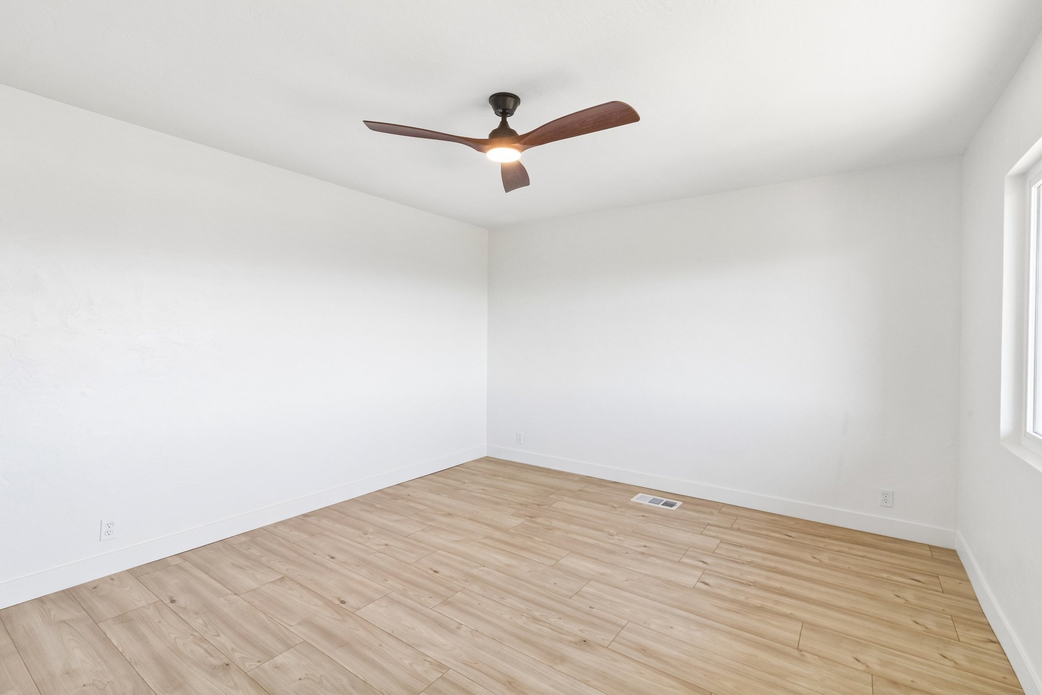 Park Hill Ln-S2706-019.jpg