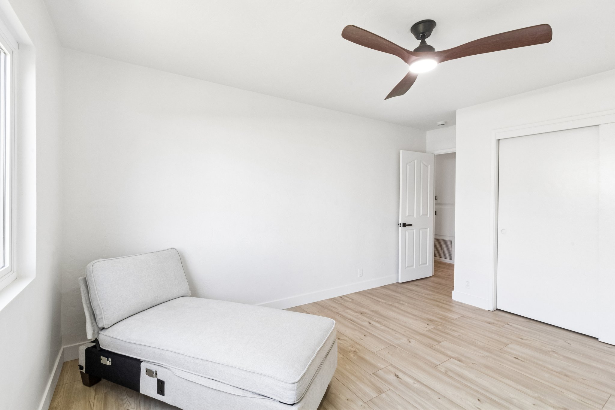 Park Hill Ln-S2706-026.jpg