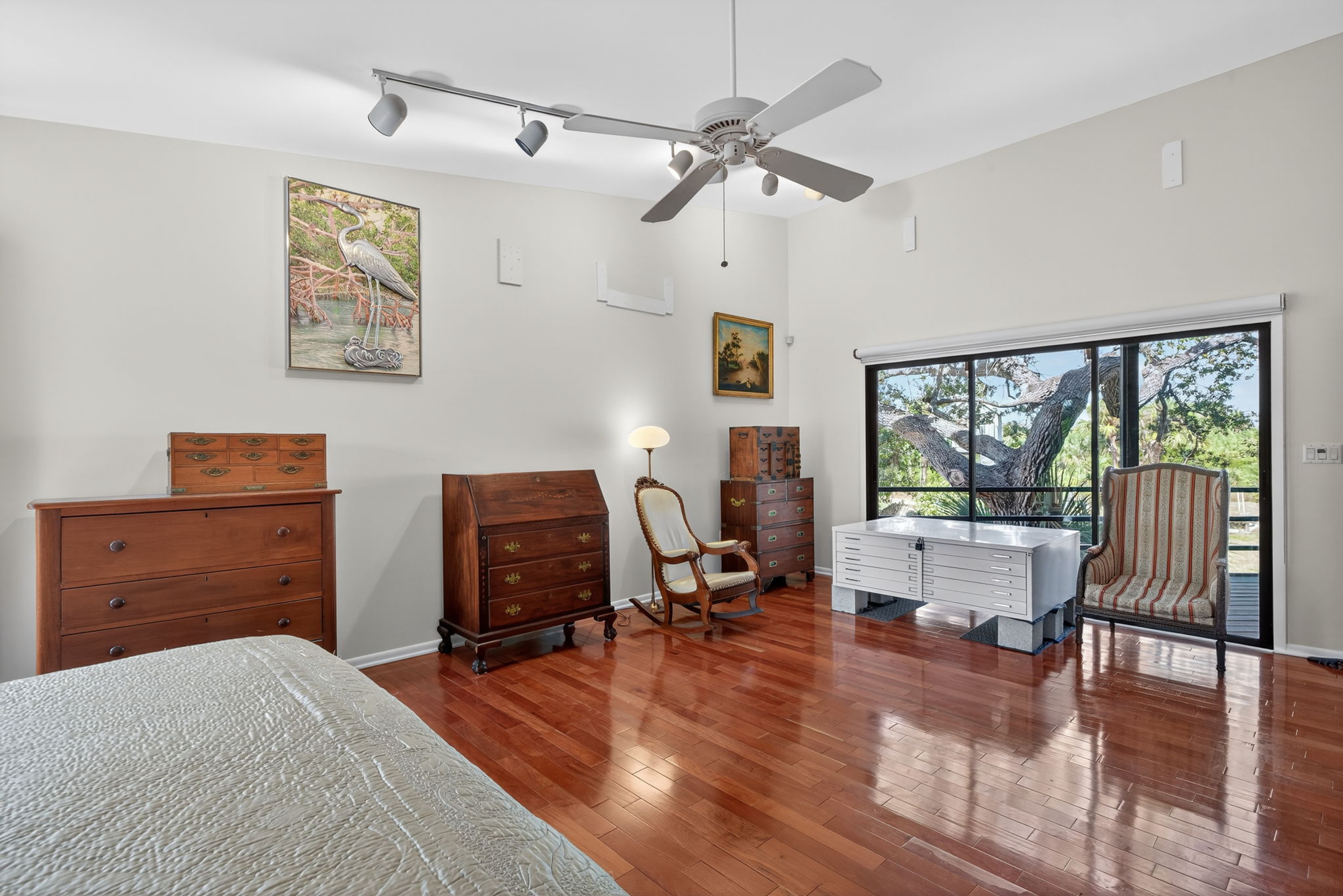 Primary Bedroom 4 of 4