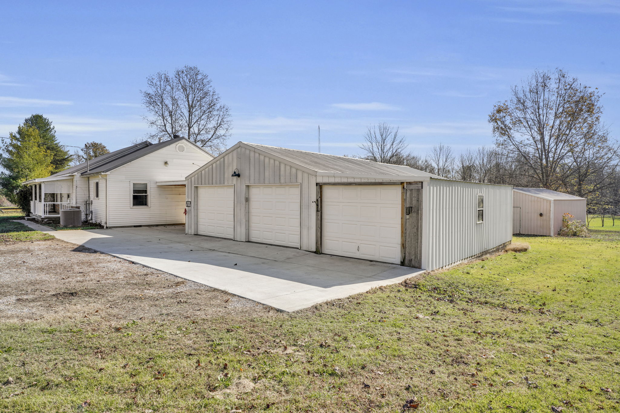 3-Car Garage with Soooo Much Extra Space