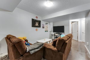  Photo 35