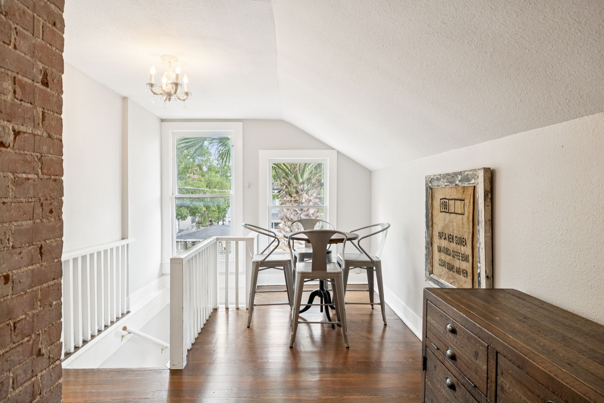 Second floor guest suite