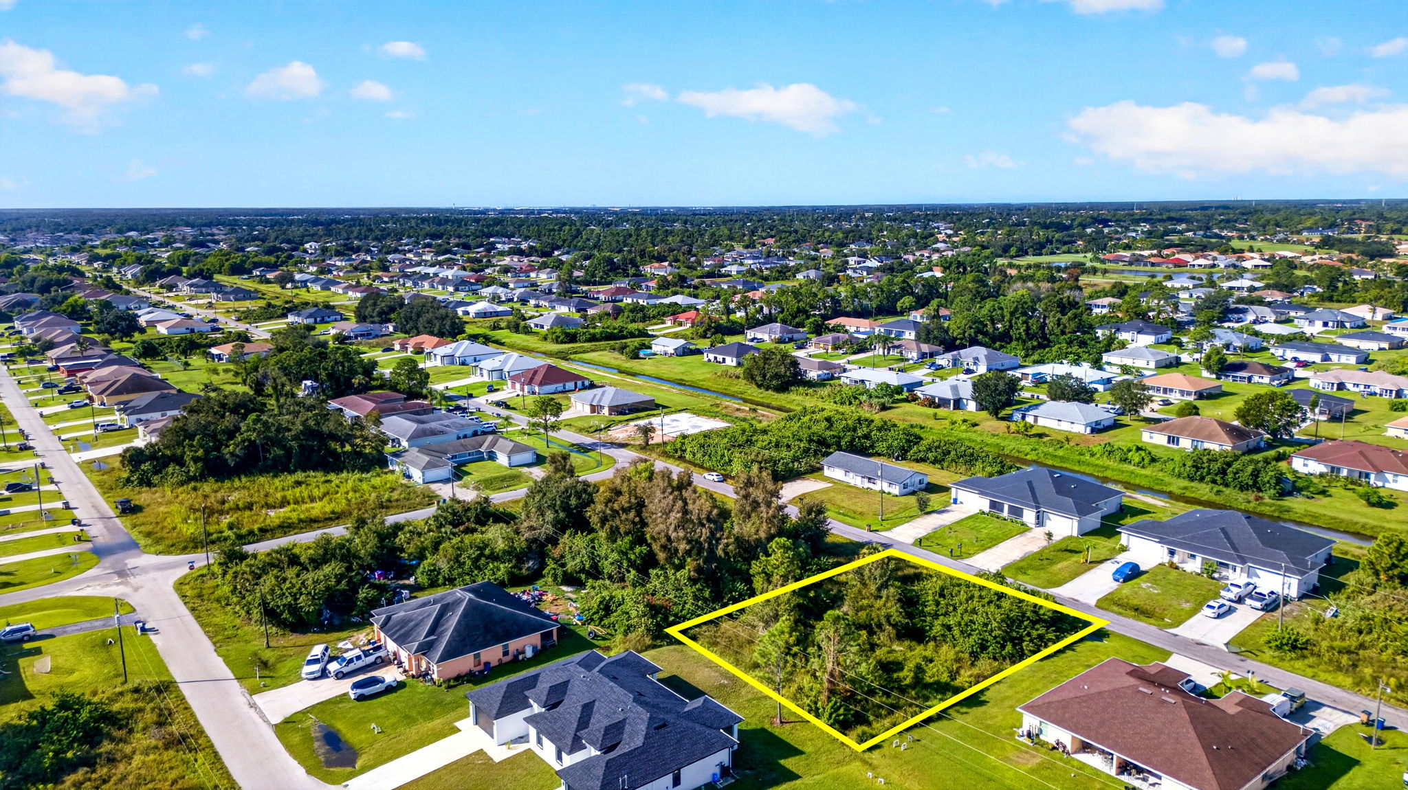 Aerial 6 -Lot Lines