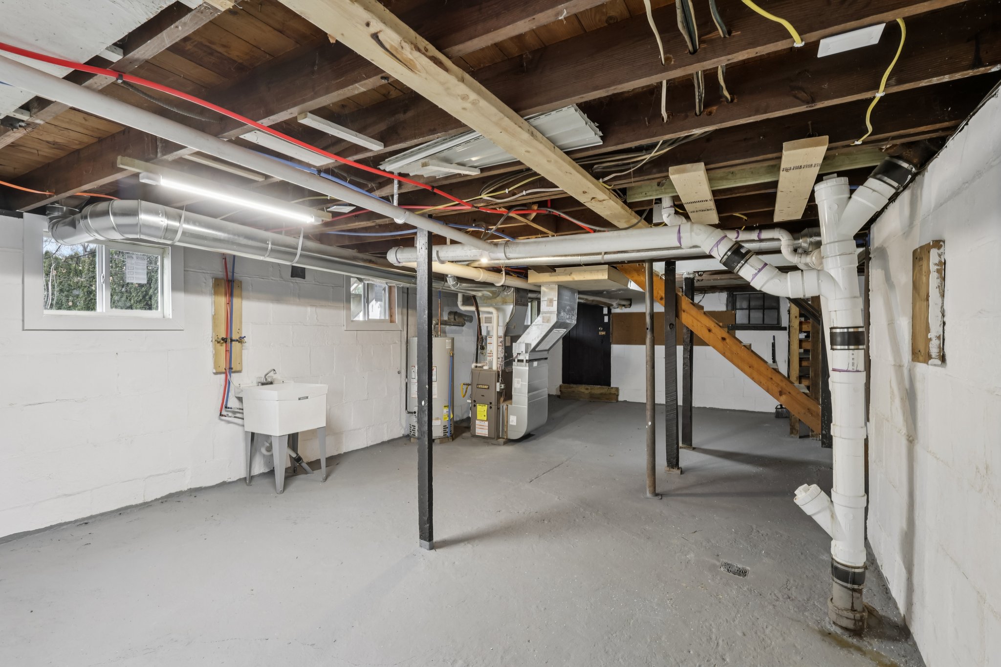 N Pearl St-S1101-036.jpg