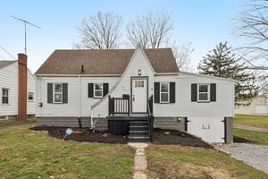 N Pearl St-S1101-001.jpg