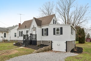 N Pearl St-S1101-003.jpg