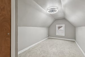 N Pearl St-S1101-025.jpg