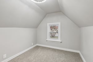 N Pearl St-S1101-031.jpg