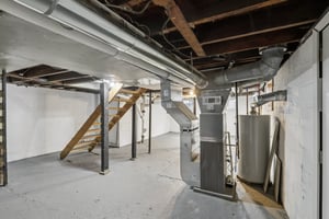 N Pearl St-S1101-034.jpg