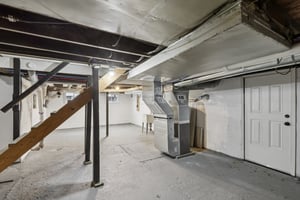 N Pearl St-S1101-035.jpg