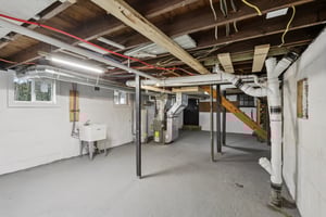 N Pearl St-S1101-036.jpg