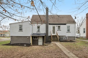 N Pearl St-S1101-041.jpg