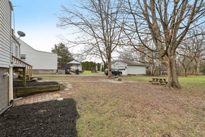 N Pearl St-S1101-044.jpg